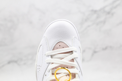 Imagem do Jordan 6 Retro Gold Hoops