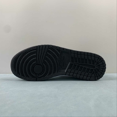 Jordan 1 Low Black White