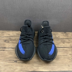 adidas Yeezy Boost 350 V2 Core Black Dazzling Blue na internet