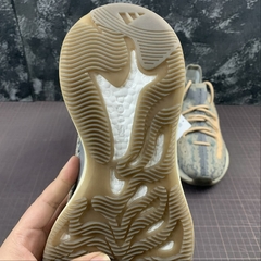 Imagem do Adidas Yeezy Boost 380 Mist