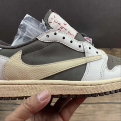 Jordan 1 Retro Low Travis Scott Reverse Mocha - Born Sneakers