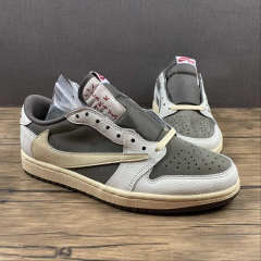 Jordan 1 Retro Low Travis Scott Reverse Mocha na internet