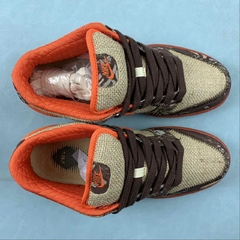 Imagem do Nike SB Dunk Low Reese Forbes Hunter
