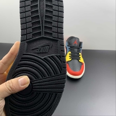 Imagem do Jordan 1 Low SE Black Multi-Color