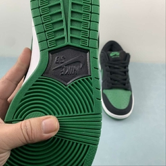 Imagem do Nike SB Dunk Low Pro J Pack Pine Green