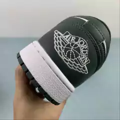 Jordan 1 Low Galactic Jade - loja online