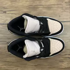 Jordan 1 Low Black Guava Ice - loja online