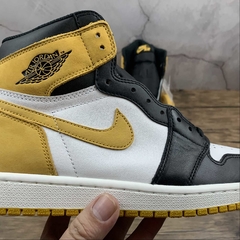 Jordan 1 Retro High Yellow Ochre - Born Sneakers
