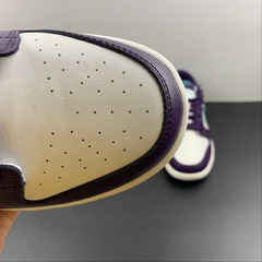 Nike Dunk Low Chenille Swoosh Grand Purple na internet