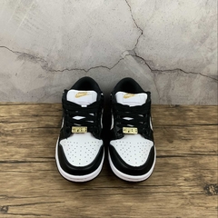 Imagem do Nike SB Dunk Low Supreme Stars Black