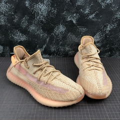 Adidas Yeezy Boost 350 V2 Clay na internet