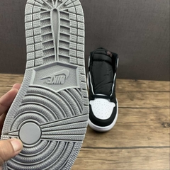 Imagem do Jordan 1 Retro High Stage Haze