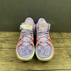 Imagem do Nike Kyrie 7 GS Daughters