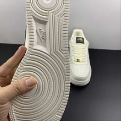 Imagem do Nike Air Force 1 '07 Low Beige/Glace Blue/Gold Custom