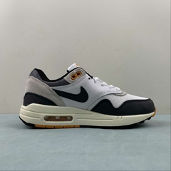 Nike Air Max 1 Athletic Department Light Bone University Gold - comprar online