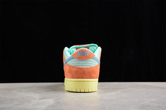 Nike SB Dunk Low Orange Emerald Rise - comprar online