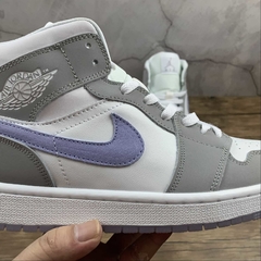 Jordan 1 Mid Wolf Grey Aluminum - Born Sneakers