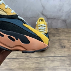 adidas Yeezy Boost 700 Sun - comprar online