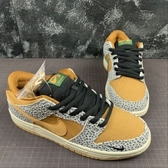 Nike SB Dunk Low Safari na internet