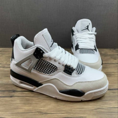 Jordan 4 Military Black na internet