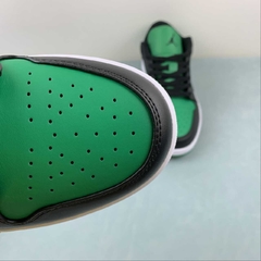 Jordan 1 Low Lucky Green na internet