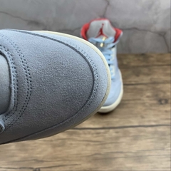Jordan 5 Retro Trophy Room Ice Blue na internet