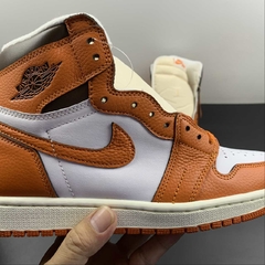 Jordan 1 Retro High Starfish - Born Sneakers