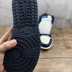 Imagem do Jordan 1 Retro High Obsidian UNC
