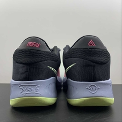 Nike Zoom Freak 4 Black/Jujube - Born Sneakers