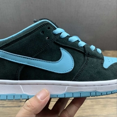 Nike Dunk SB Low Clear Jade - Born Sneakers