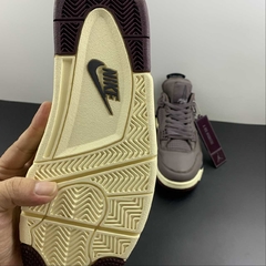 Imagem do Jordan 4 Retro A Ma Maniére Violet Ore