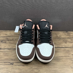 Imagem do Jordan 1 Low Mocha