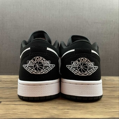 Jordan 1 Low Black White - Born Sneakers
