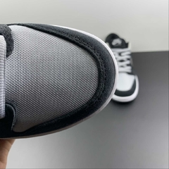 Nike SB Zoom Dunk Low Pro Black Wolf Grey White na internet