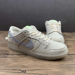 Nike SB Dunk Low Mummy na internet