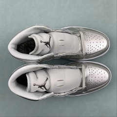 Imagem do Jordan 1 High Golf Gift Giving