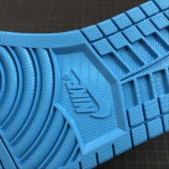 Imagem do Jordan 1 Low SB UNC