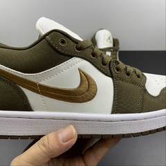 Jordan 1 Low SE Light Olive - Born Sneakers