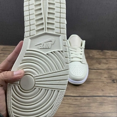 Imagem do Jordan 1 Low Coconut Milk