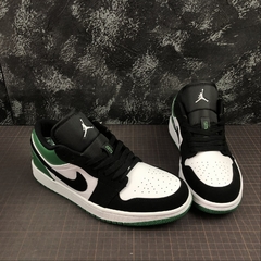 Jordan 1 Low White Black Mystic Green na internet