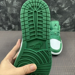 Imagem do Jordan 1 Low Pine Green