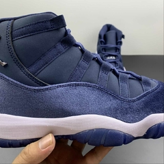 Jordan 11 Retro Midnight Navy - Born Sneakers