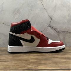 Jordan 1 Retro High Satin Snake Chicago - comprar online
