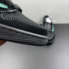 Jordan 1 Low Travis Scott Black Phantom x Tiffany & Co. 1837 Custom - comprar online