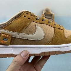 Nike Dunk Low SE Teddy Bear Praline - Born Sneakers