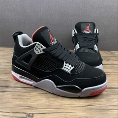 Jordan 4 Retro Bred na internet