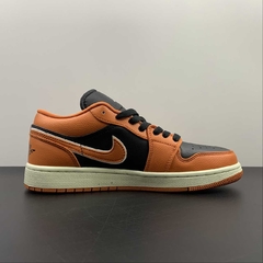 Jordan 1 Low SE Sport Spice - comprar online