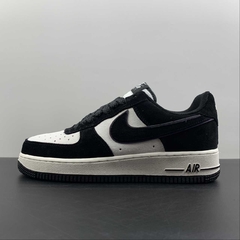 Nike Air Force 1 07 Low Black Rice White