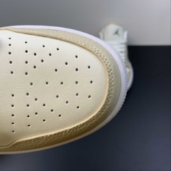 Jordan 1 Low SE Sail Rattan University Red na internet