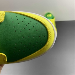Nike Dunk Low Retro Reverse Brazil na internet